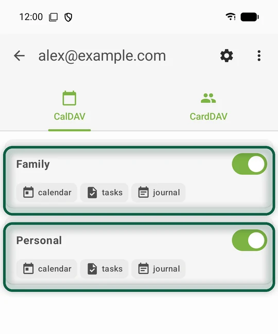 Écran de compte de DAVx⁵ avec les agendas CalDAV et le carnet d'adresses CardDAV cochés pour la synchronisation
