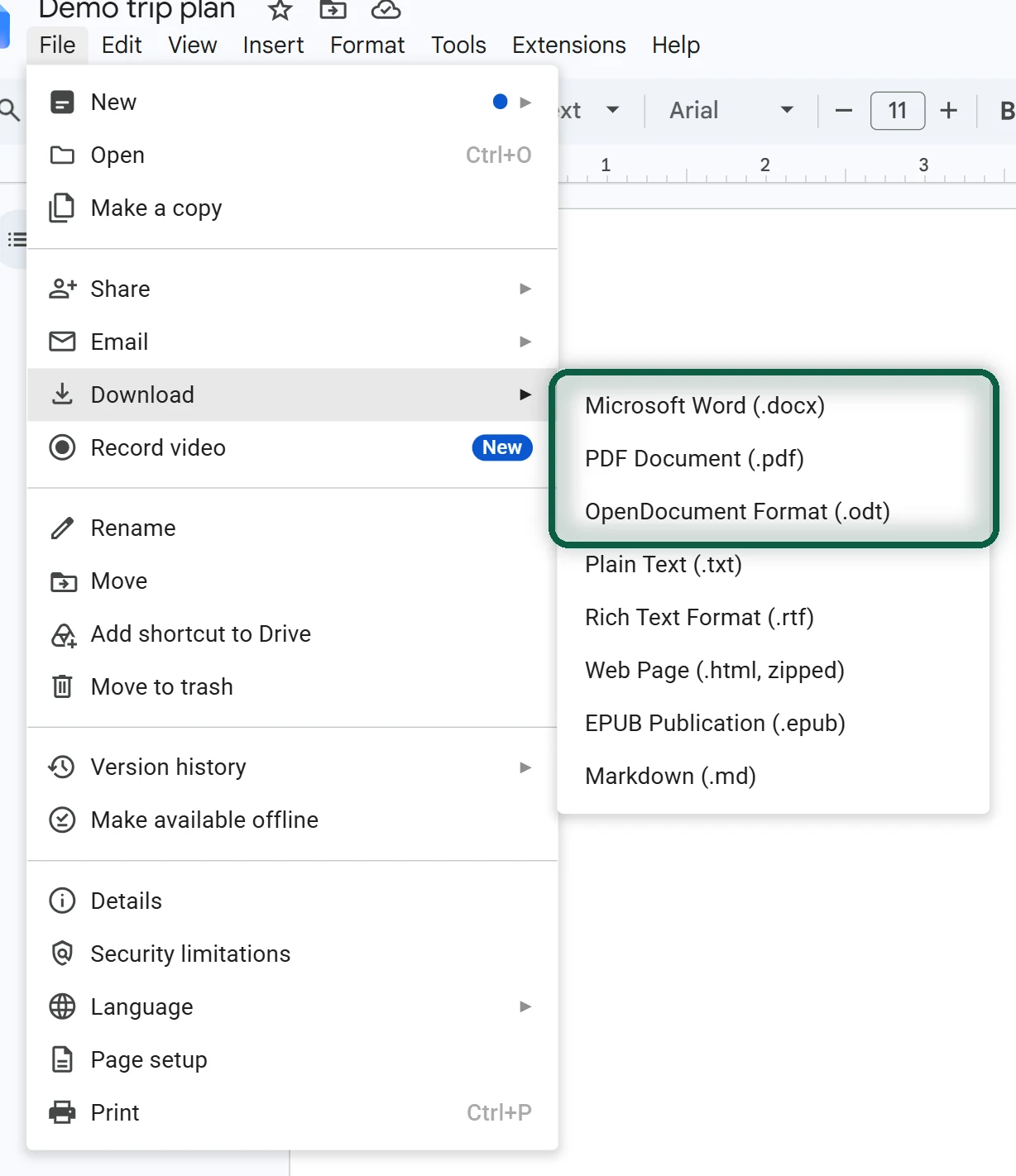 Menu Fichier de Google Docs ouvert sur Télécharger, avec les options .docx, .odt et .pdf